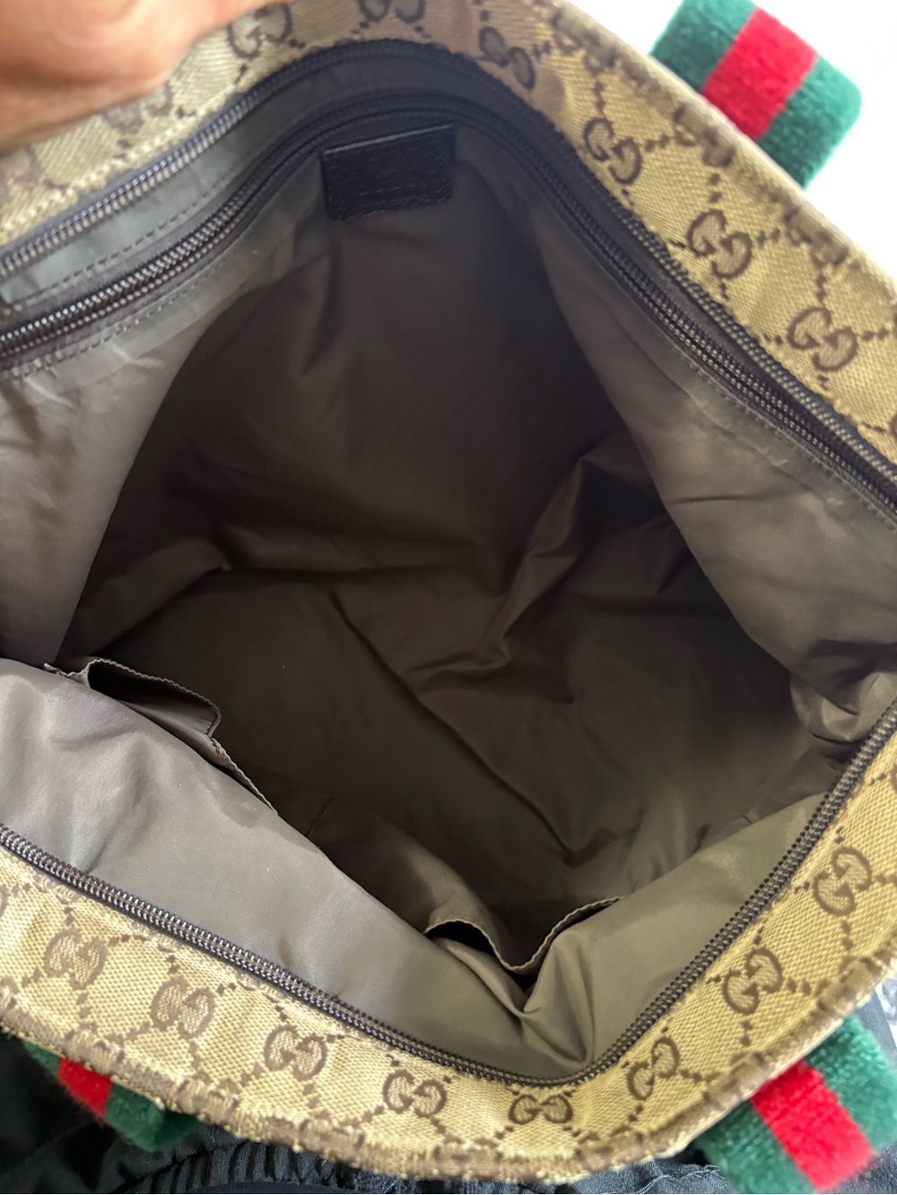 Gucci Beige GG Canvas Tote with Green and Red Web Handles - Picture 7 of 9